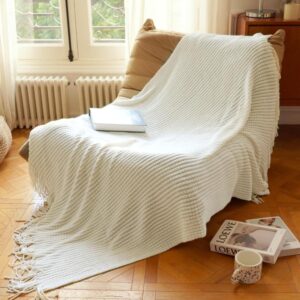 White Soft Cable Knitted Throw Blanket